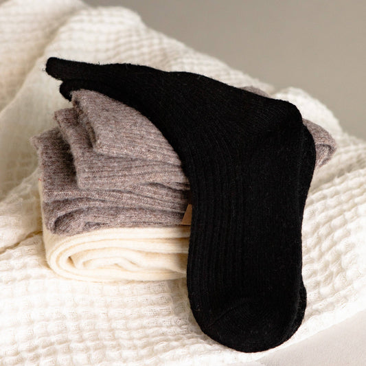 The Comfiest Socks - Black: S/M
