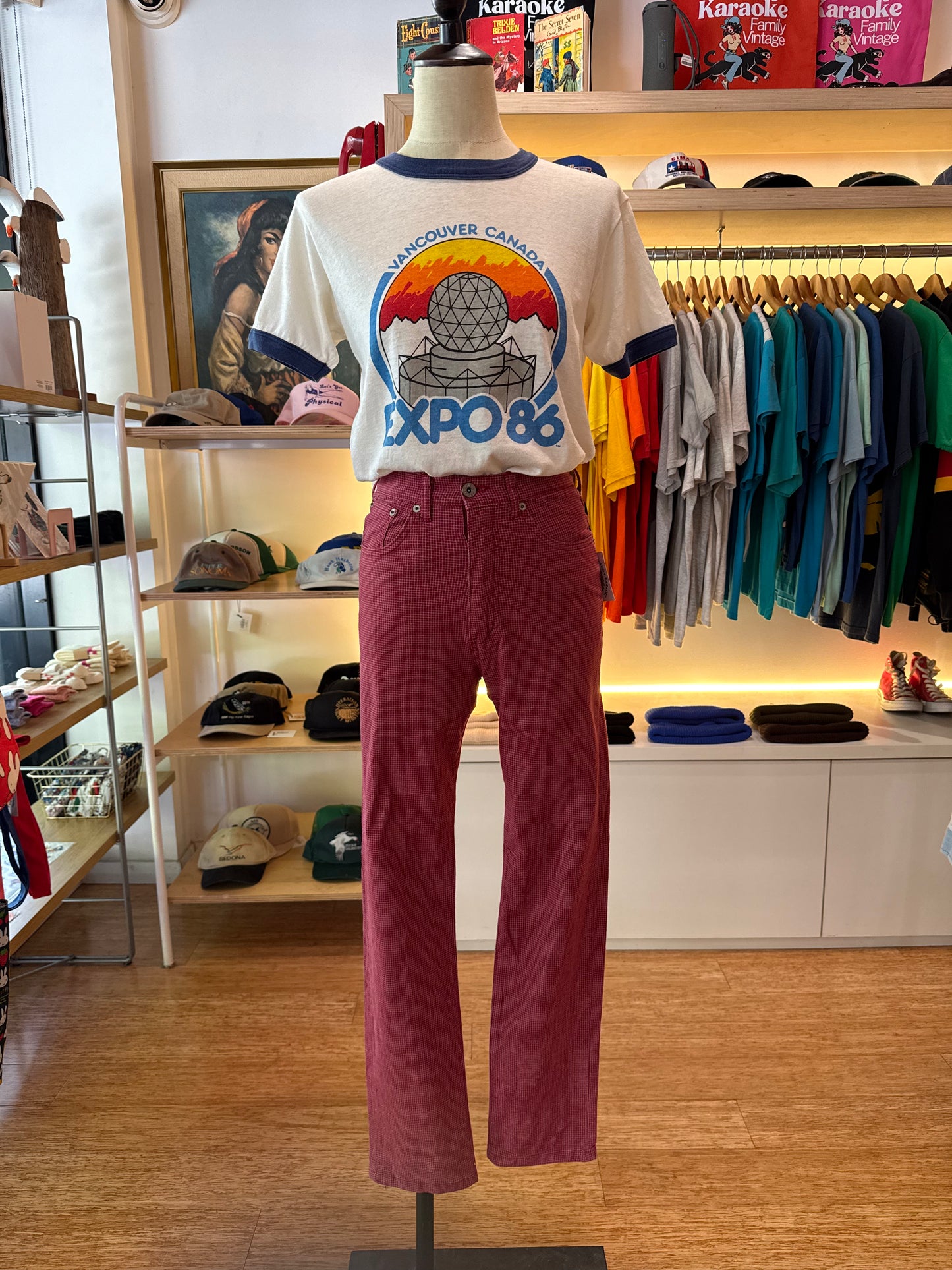 Vintage Vancouver Canada Expo 86 Tshirt - Size S/M